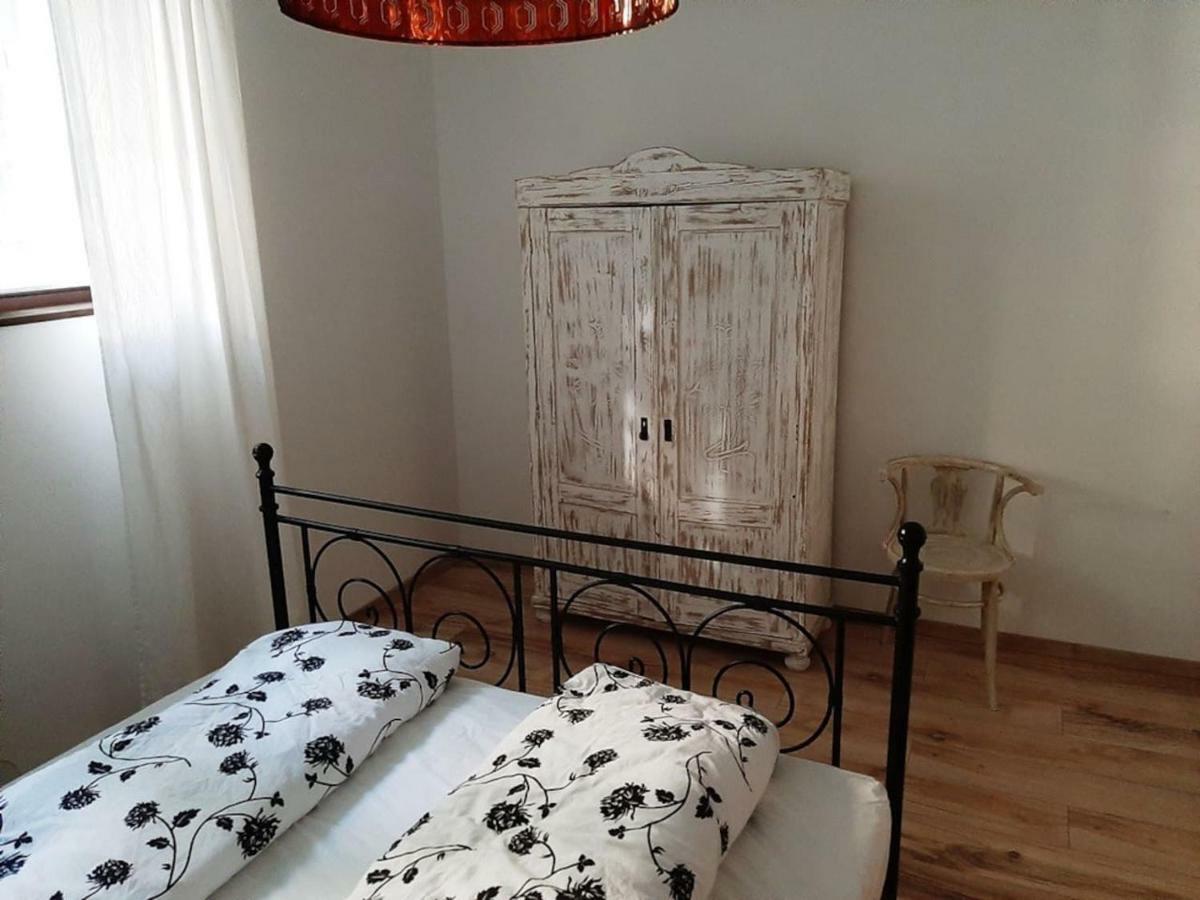 2 Bedroom Apartment Near Heroes Square Budapest Exterior foto